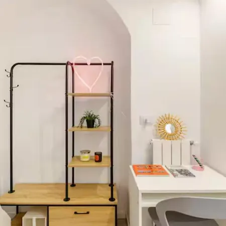 Porta Susa - דירה